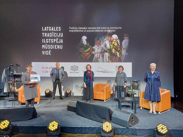 Latgales tradīciju ilgtspēja mūsdienīgā vidē