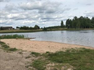 Labiekārtos Naudaskalna ūdenskrātuves apkārtni