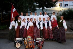 Pirmo reizi piedalās digitālajā folkloras festivālā