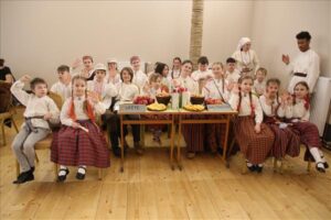 Folkloras svētki Upītē