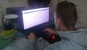 Mazliet garlaicīgi, bet var iztikt