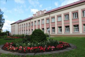 Kopīgi svētki pie Balvu slimnīcas