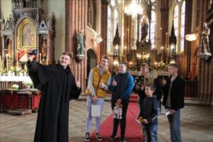 Ar skatu un garšu uz paradīzi