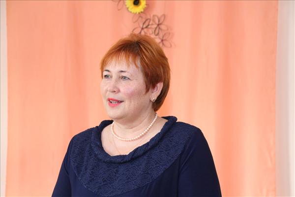 Bērzpilī lustējas zelta fonda ļaudis