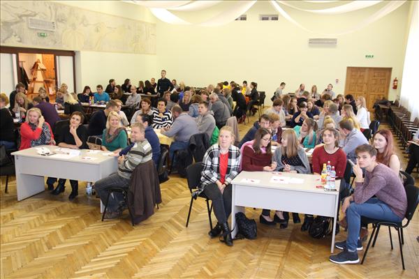 Izcīna divas ceļazīmes uz simtgades kausa finālu