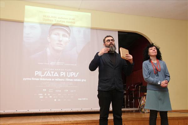 “Piļsāta pi upis” Upītē