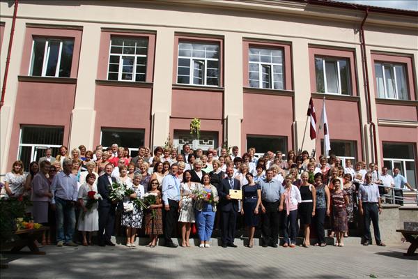 Loģisks deviņu mēnešu rezultāts