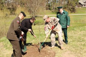 Viļakas novads tagad par 101 ozolu bagātāks