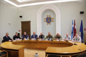 Divi trauksmes brīdinājumi nedēļas laikā