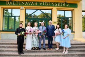 “Dieļ ituos klases vydusškolai beja juobyut…”
